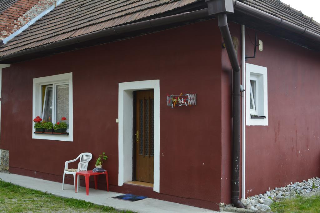Begonia-Dom S Jednou Spalnou Besenova Room photo
